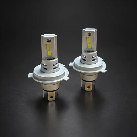 Set becuri LED H4, format 1:1, 120 W, 20.000 lm, 6500 K, 12 V, CANBUS